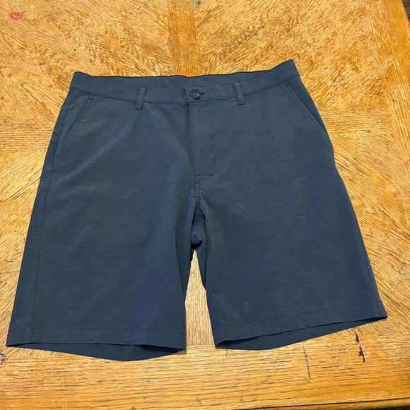 PGA TOUR Flat Front Polyester Blend Golf Shorts Navy Blue 9” Inseam Mens Size 36 - Picture 1 of 5